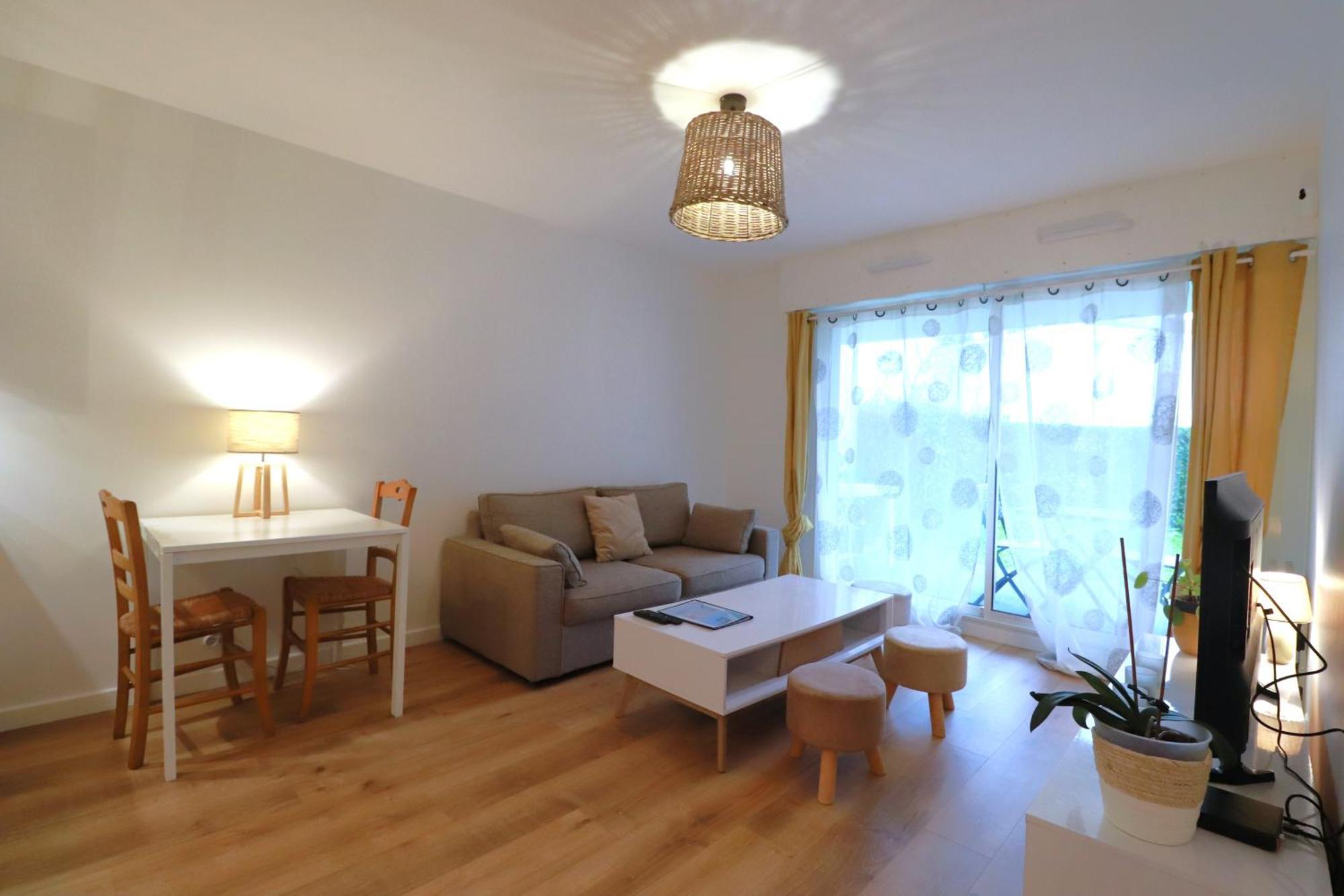 Olivia - T2 - Confort - Wifi- Parking Vannes Exterior foto